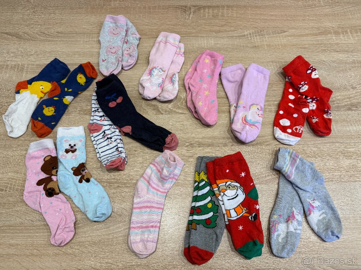 Dievčenský balík oblečenia vo veľkosti 122/128 - 5