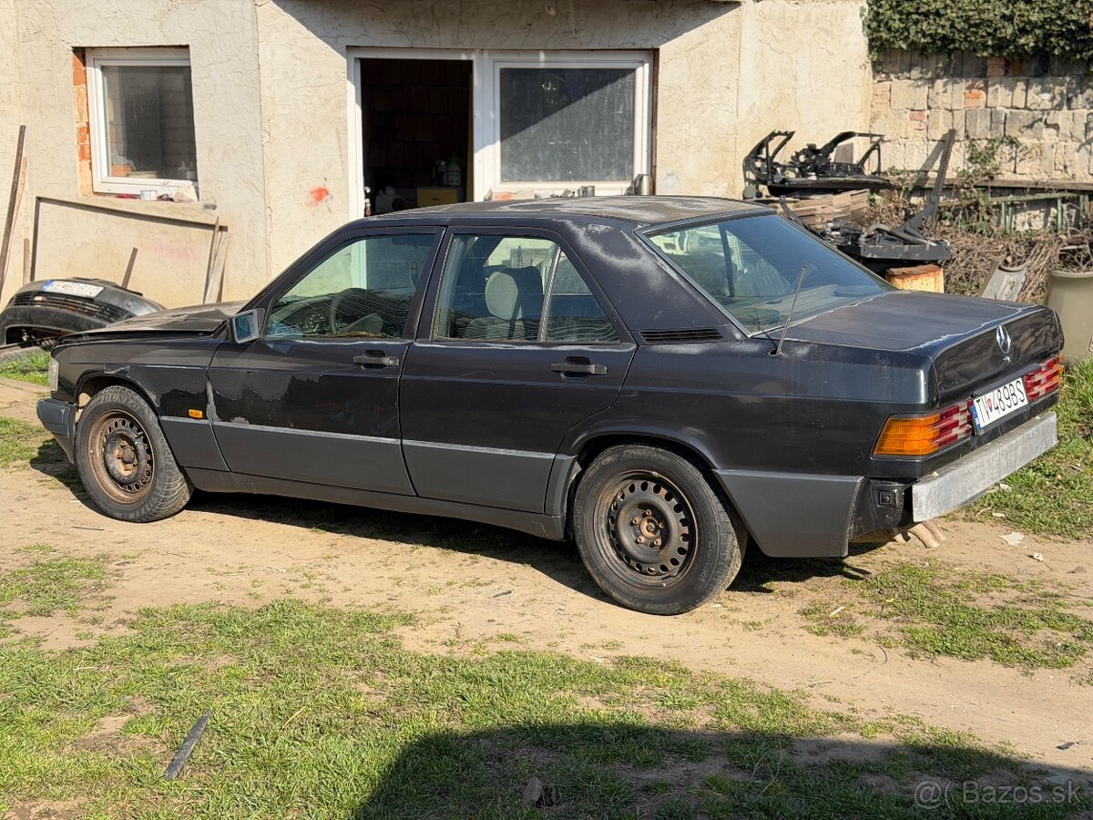 Mercedes Benz 190 E W201 2.5D - 5