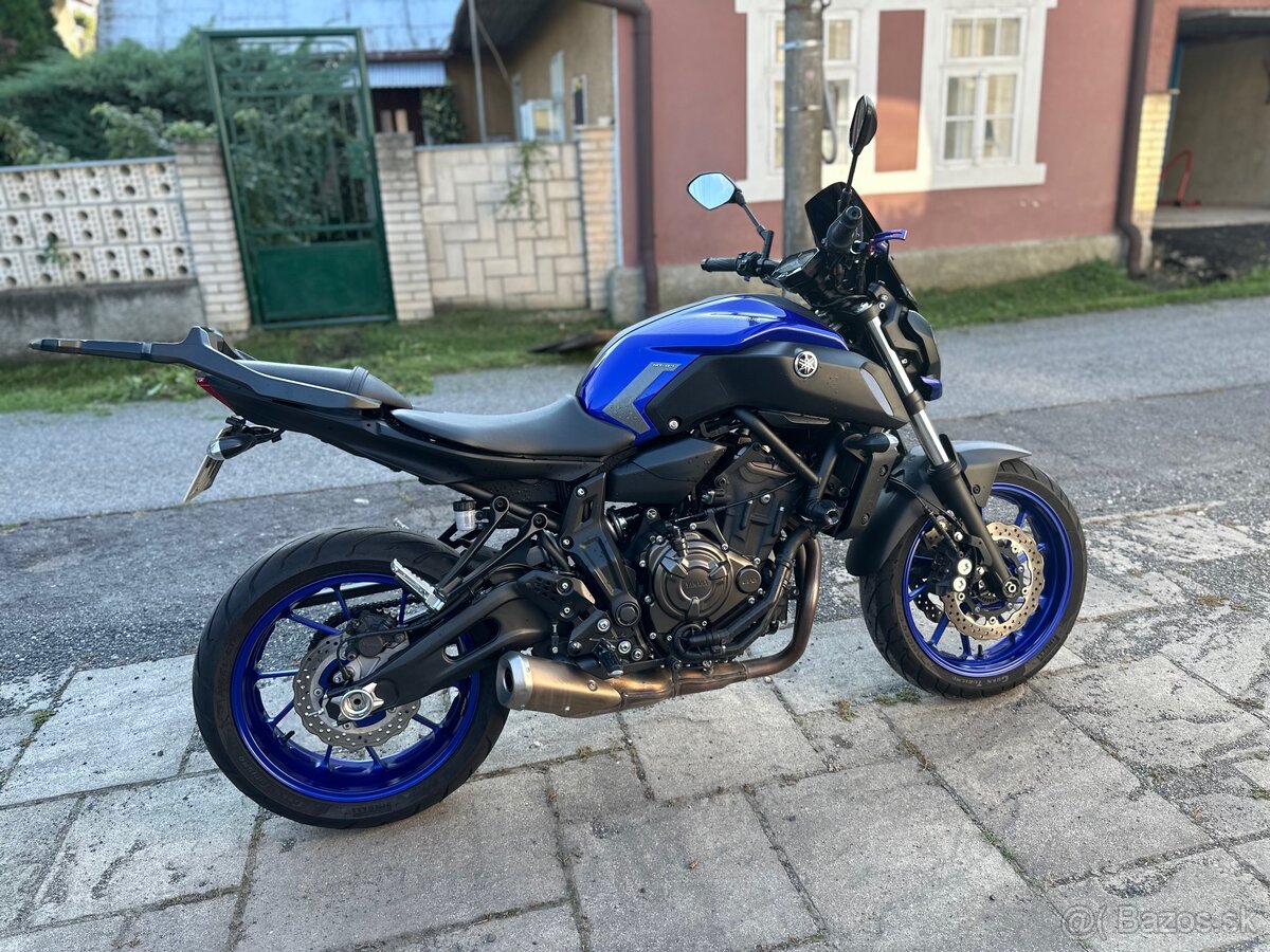 Yamaha MT-07 - 5