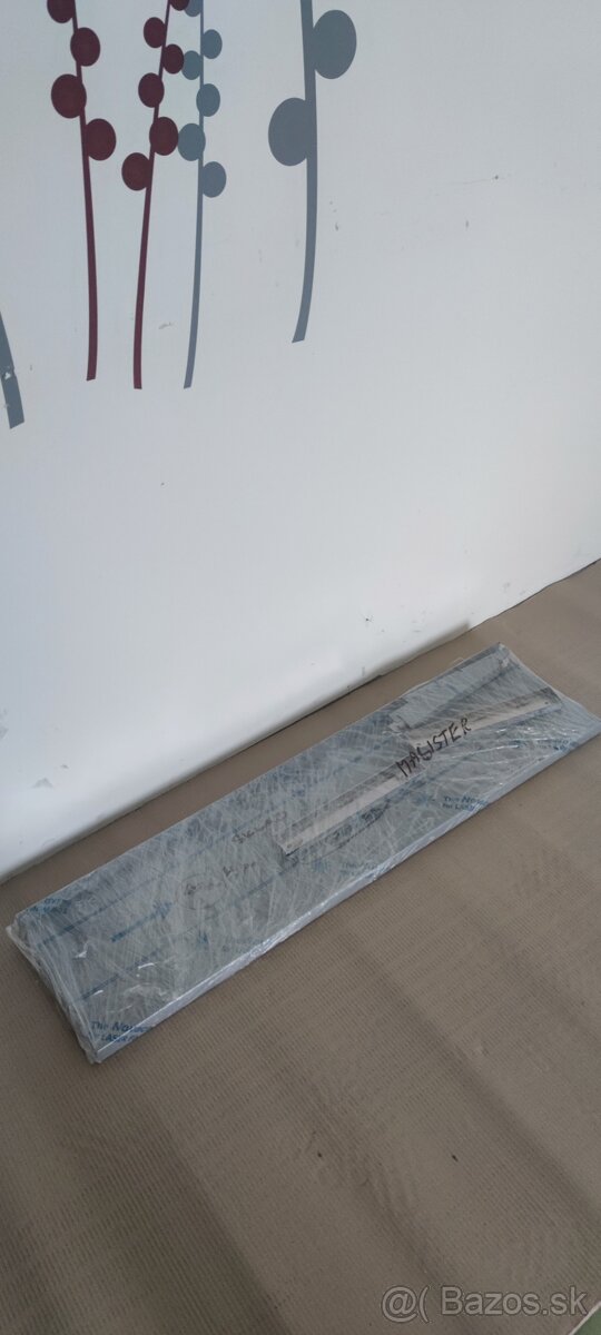 Gastro nábytok do veľkokuchyne. Nerezové police, digestor - 5