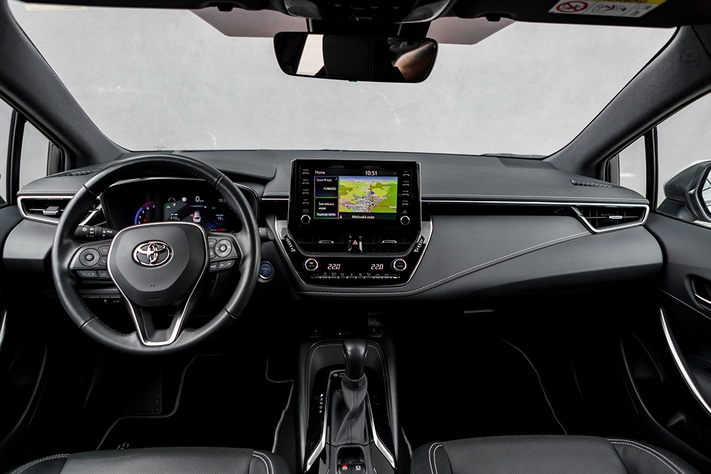 Toyota Corolla Combi 1.8 Hybrid 72kW e-CVT Executive 05/2021 - 5