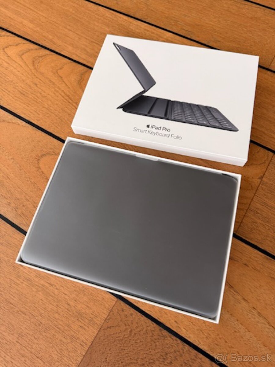 iPad Pro 11 256 GB, Apple Magic Keyboard Folio - 5