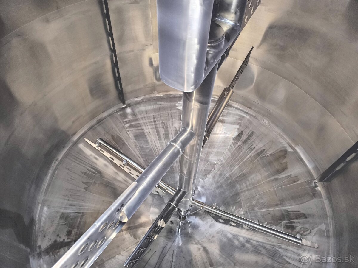 Nerezová nádrž - 5