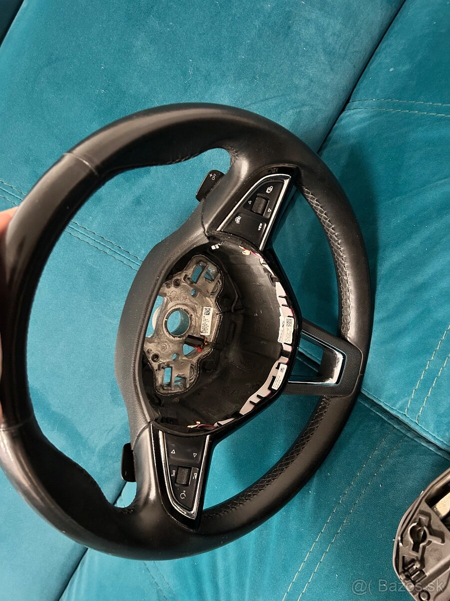 Volant Skoda Superb 3 - 5