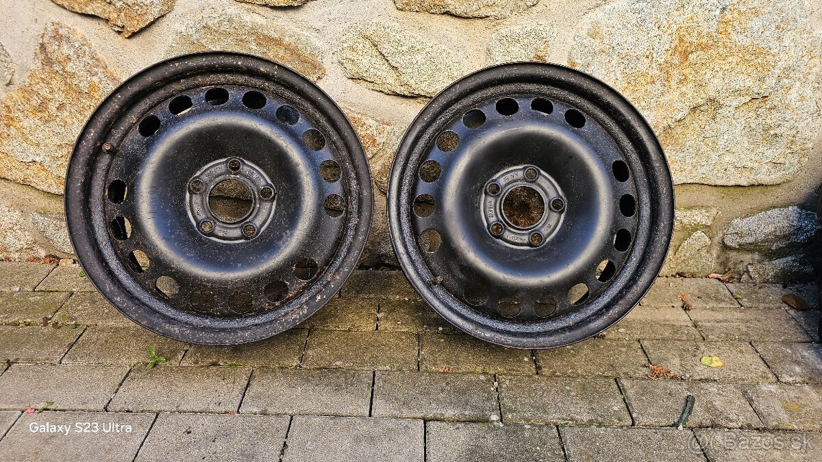 Predám plechové disky + 2 zimné pneumatiky - 5