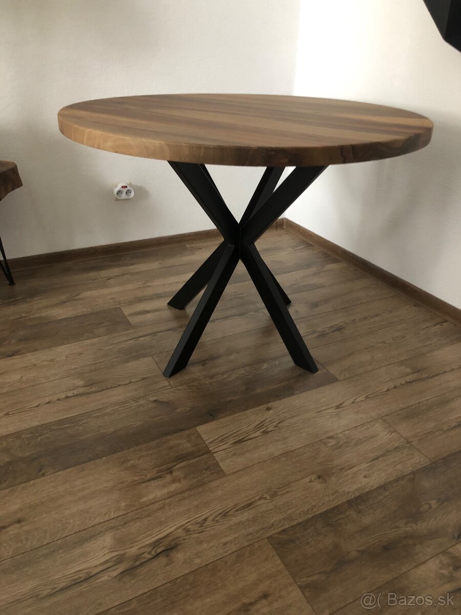 okrúhly jedálenský stôl - 5
