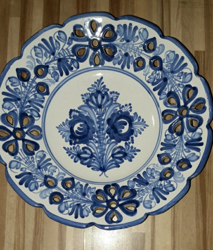 Starozitny zavestny tanier 26cm,modranska keramika - 5