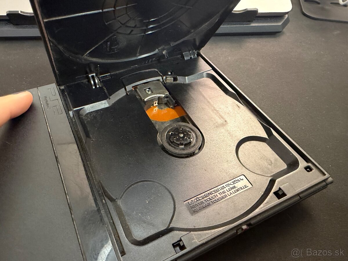 playstation 2 + príslušenstvo - 5