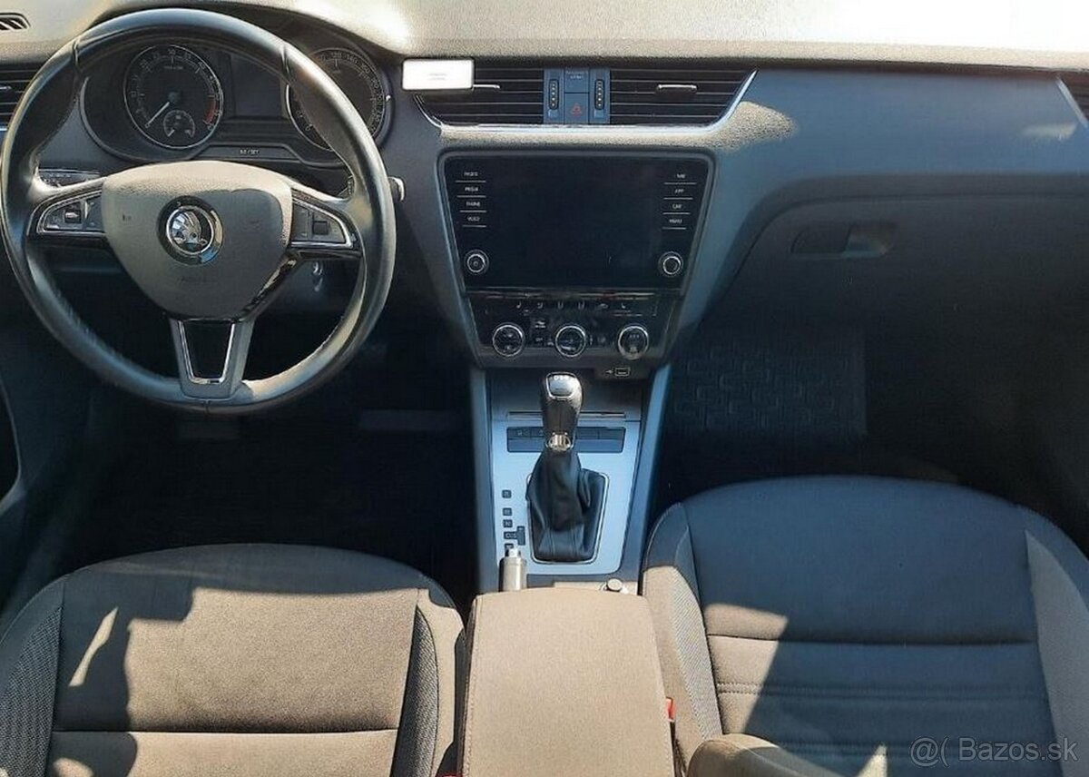 Škoda Octavia Combi 2.0TDI - 5