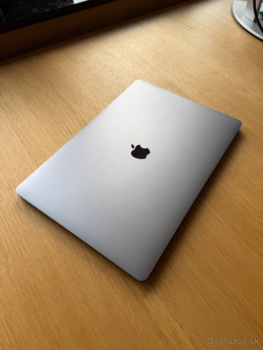 MacBook Pro 16, I9, Vesmírne sivý 2020 - 5