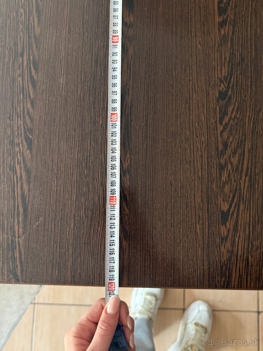 Jedálenský stôl - 5