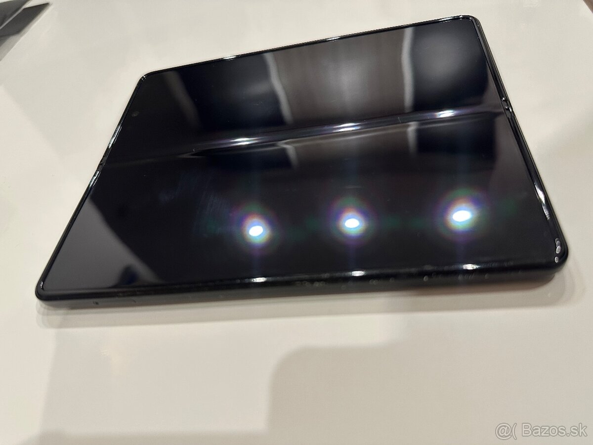 Samsung Galaxy Z Fold 3 - 5