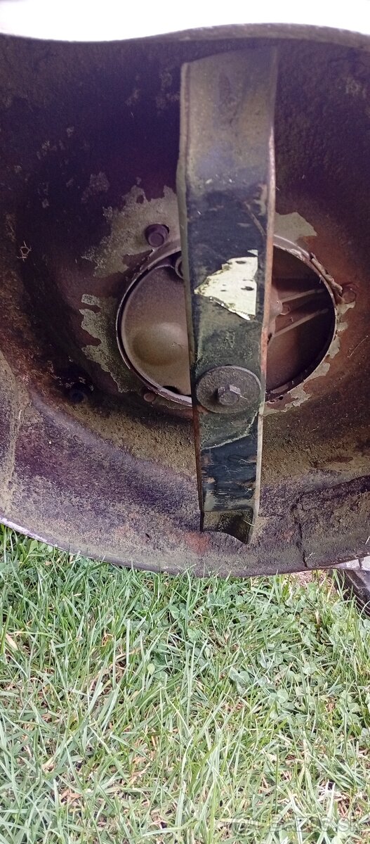 Benzinová kosačka - 5