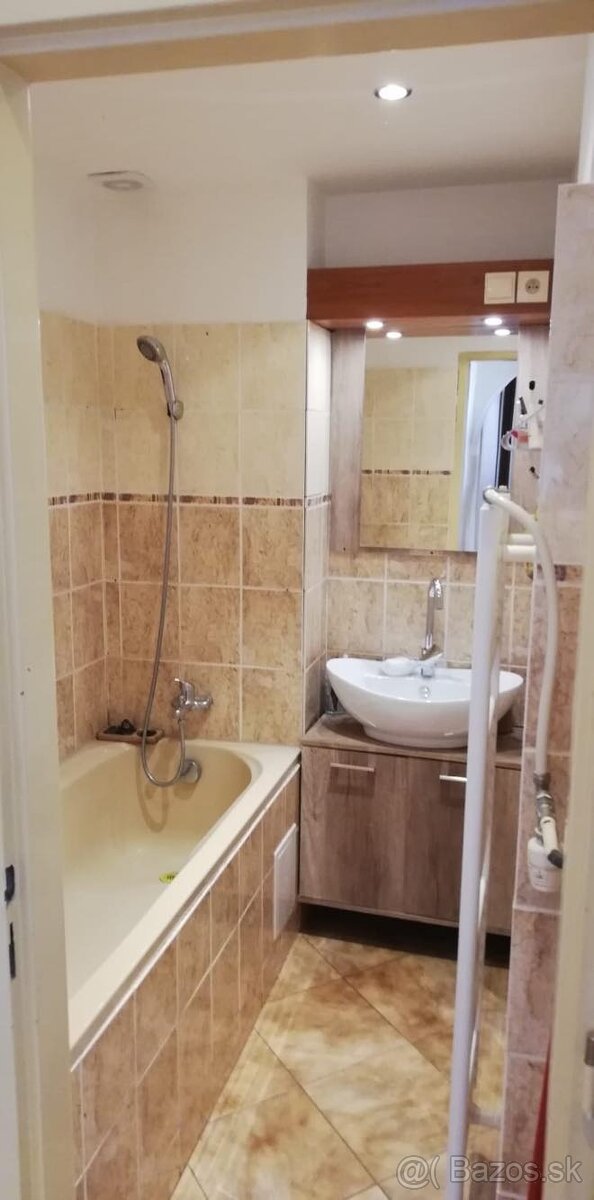 2 izbovy byt Bratislava-Nove mesto s 2 samostatnymi spalnami - 5