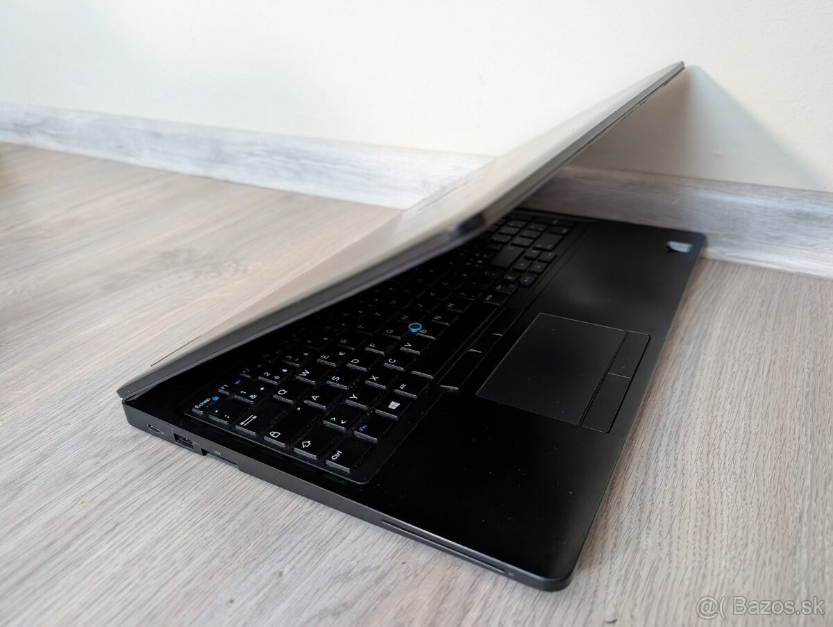 ▼DELL Latitude 5590 - 15,6" / i5-8350U / 8GB / SSD / ZÁR▼ - 5