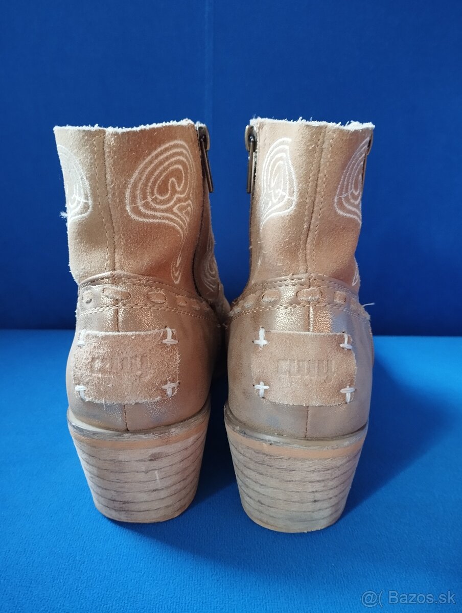 Zlaté westernové čižmy - 5