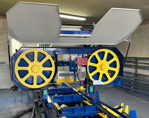 Kmeňová pásová píla PP 950 H - 5