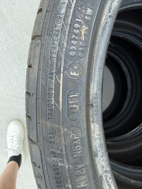 235/35/R19 - Continental 5P - 5