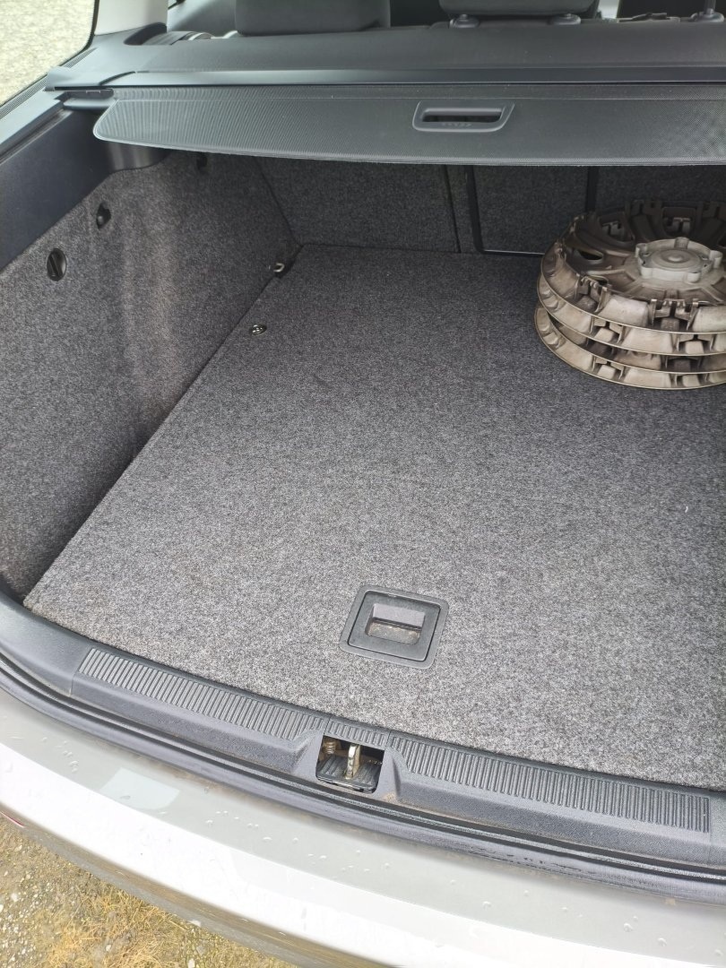 Škoda Octavia 1.6 MPI facelift cappucino - 5