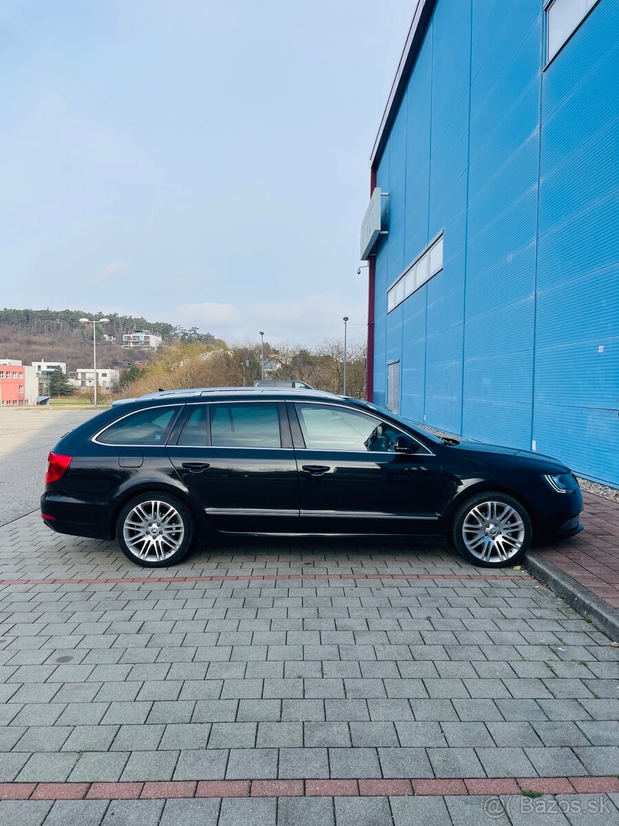 Superb 2.0Tdi DSG Facelift - 5