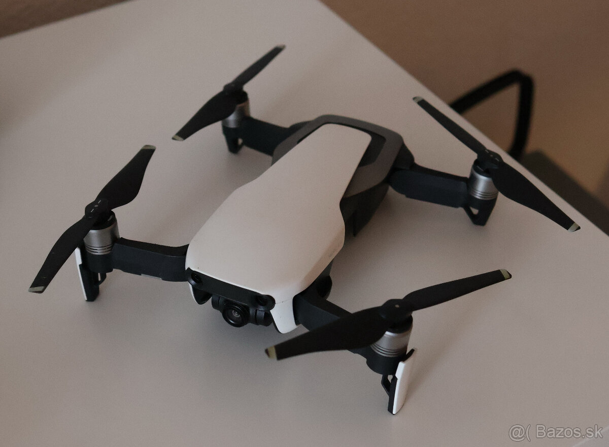 Dron DJI Mavic Air, fly more Combo - 5