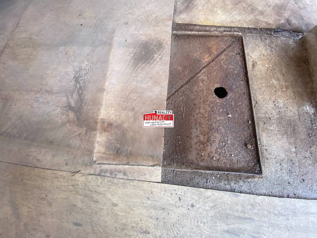 ZNÍŽENÁ CENA (36 m²) DVOJGARÁŽ ZÁPAD 1 - 5