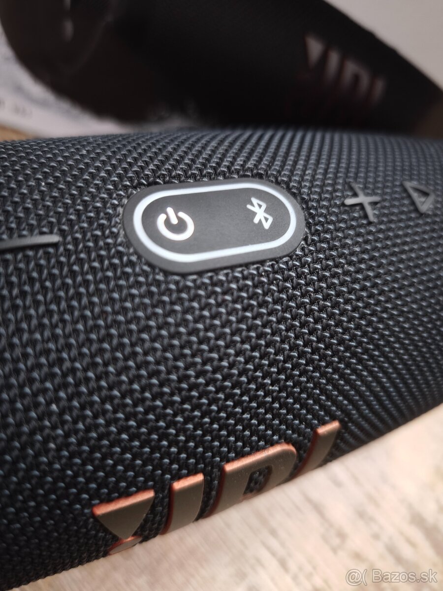 JBL Charge 5 čierny - 5