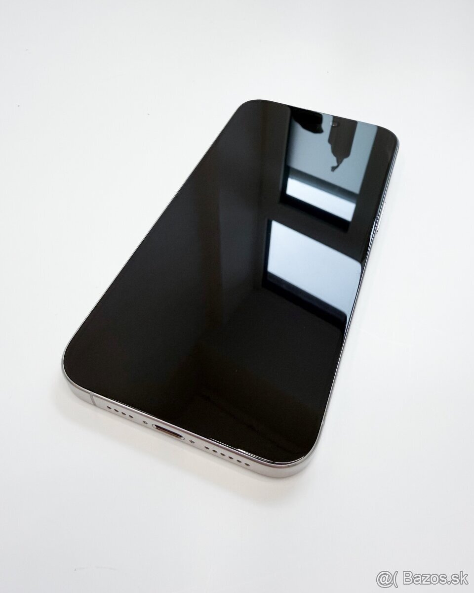 iPhone 15 Pro Max 256 GB - 5