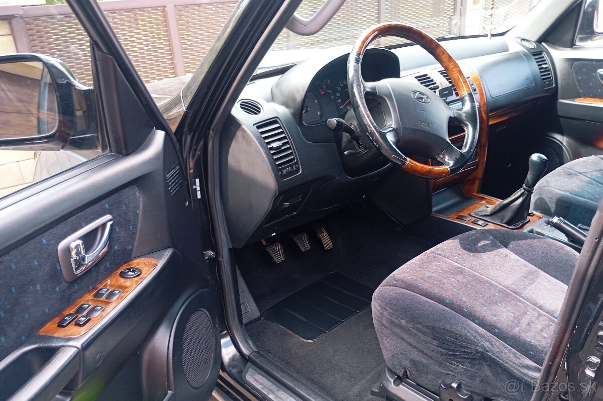 Predám Hyundai Terracan 2.9 CRDi, manual - 5