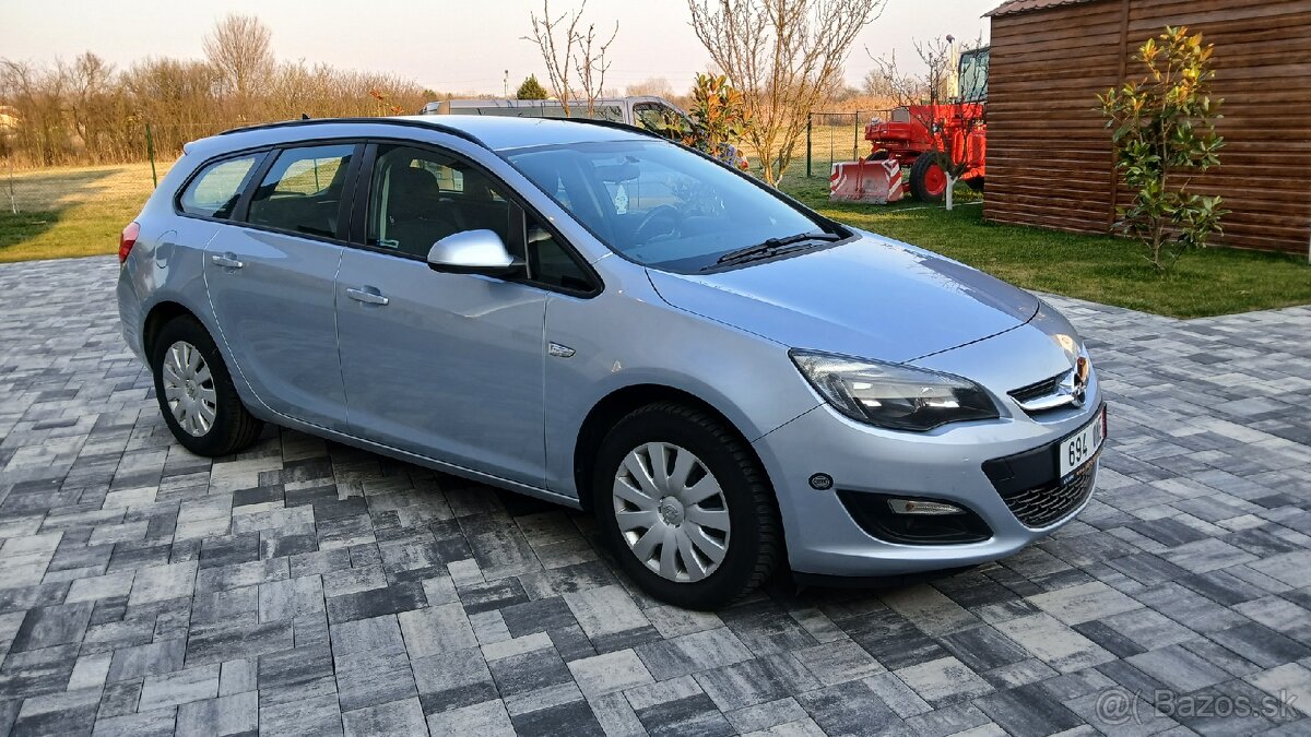 Opel Astra J 2015 - 5
