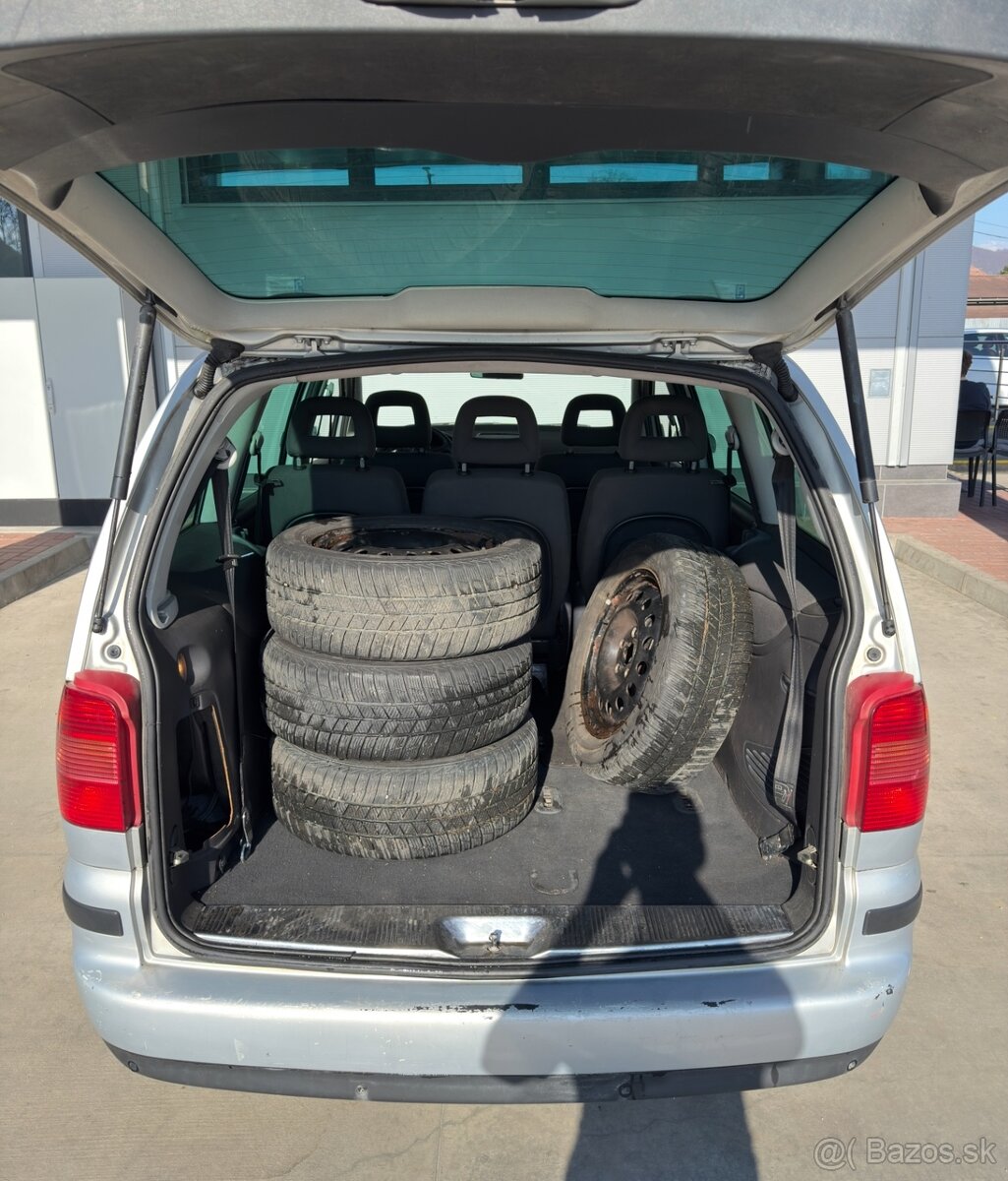VW Sharan 1.9 TDI – spoľahlivé auto - 5