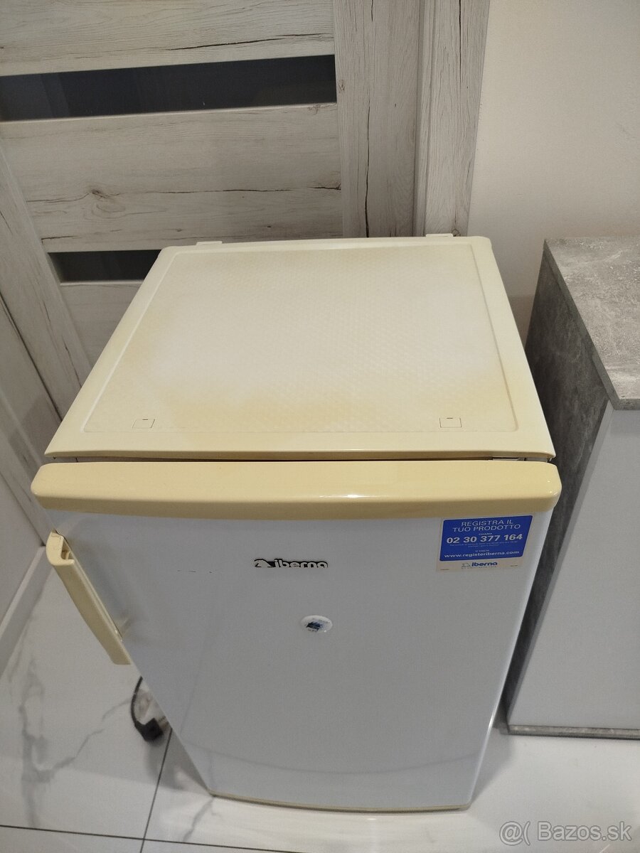 Malá chladnička s mrazničkou - 5