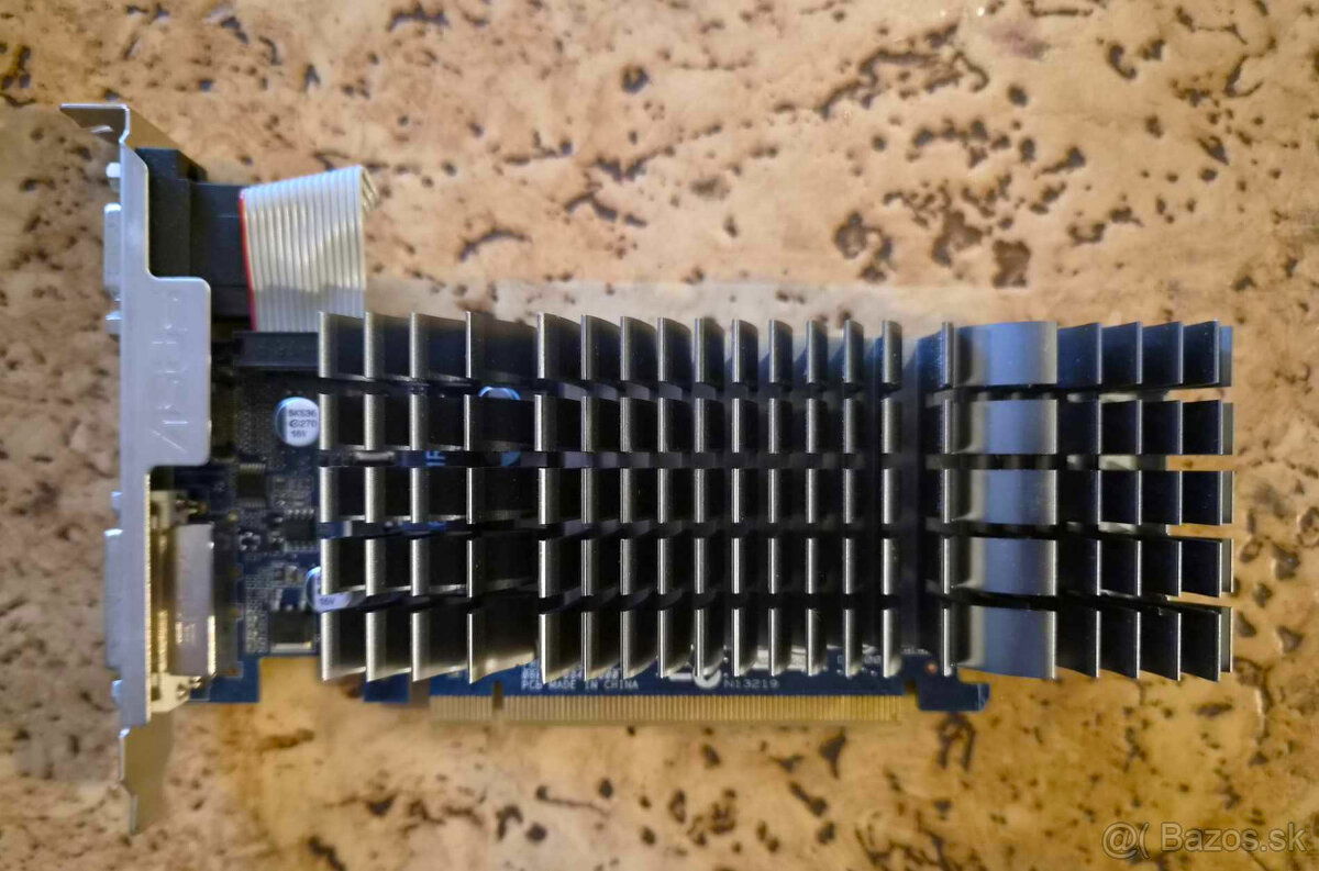 Základná doska + CPU + RAM + VGA - 5