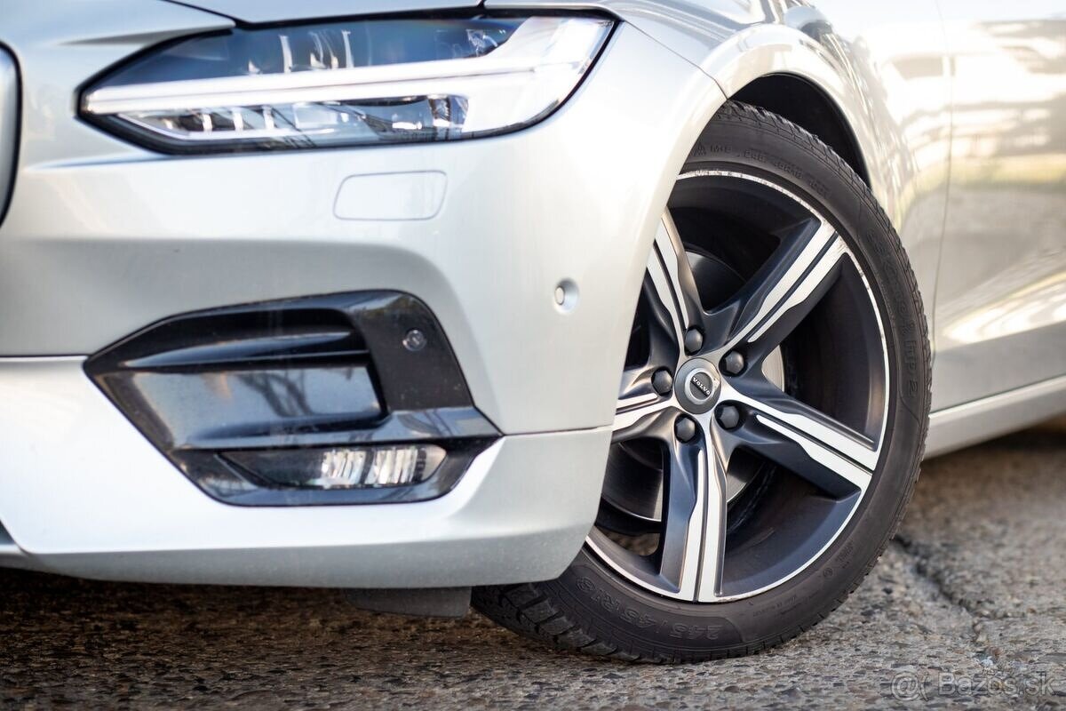 Volvo S90 D4 2.0L Drive-E R-Design, 140kW, 2017 - 5