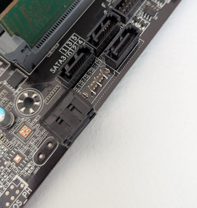 Gigabyte GA-Z87M-D3H + i5 4690 + 8GB DDR3 - 5