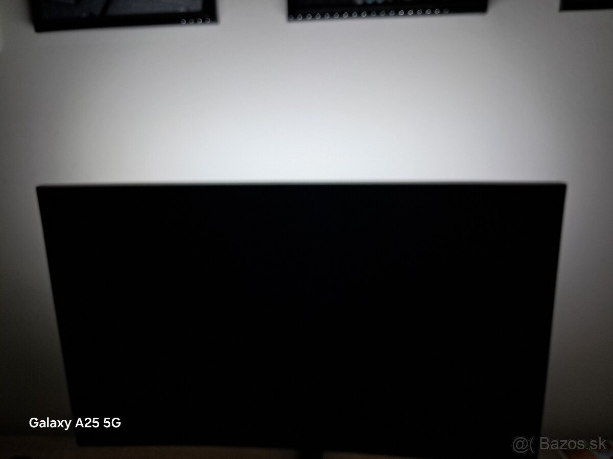 Samsung Odyssey CRG5 herný monitor - 5