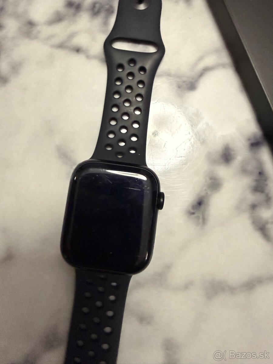 Apple Watch Series 7 45mm Nike - 5