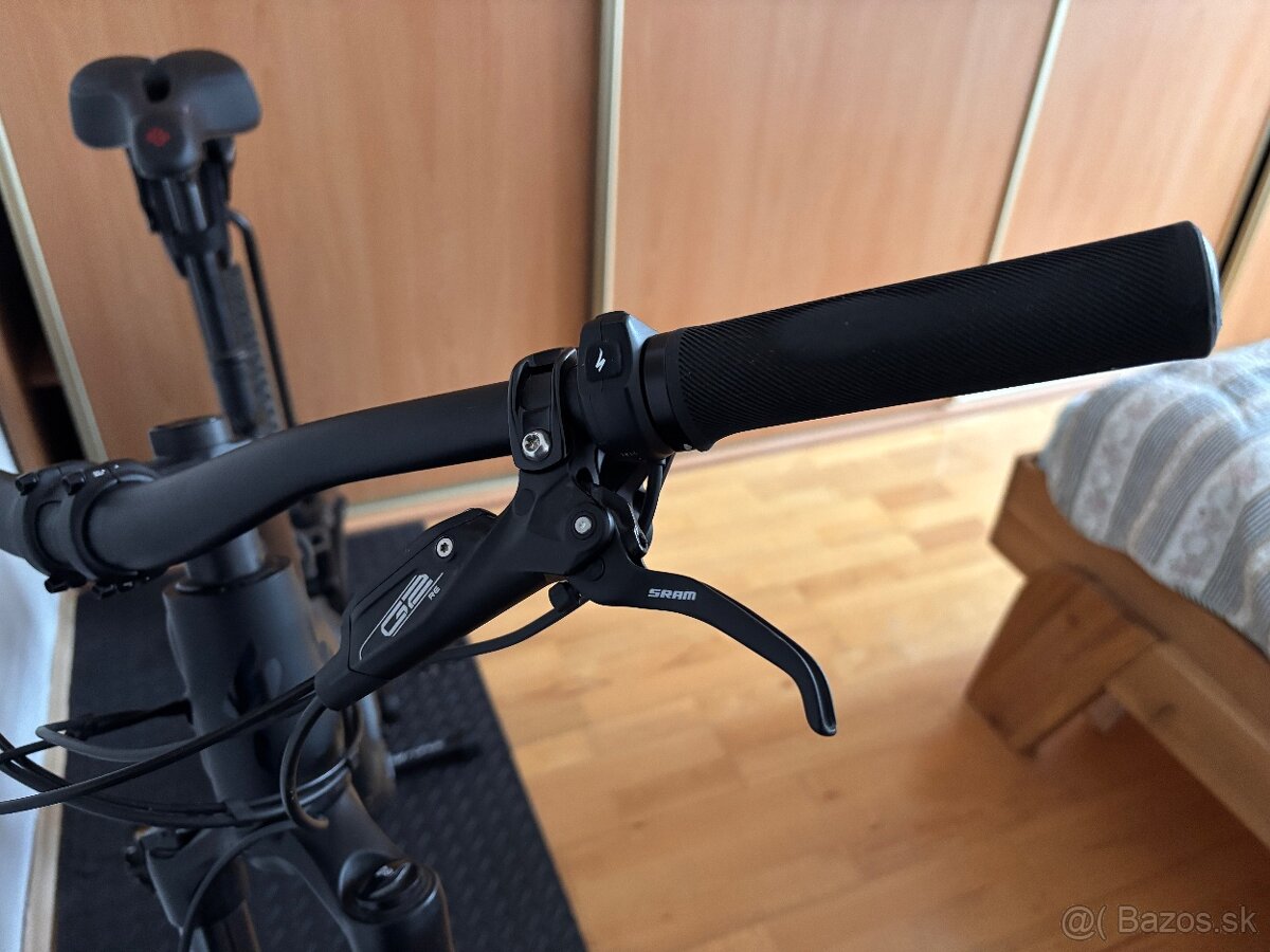 Predám Specialized Turbo Levo Alloy - 5