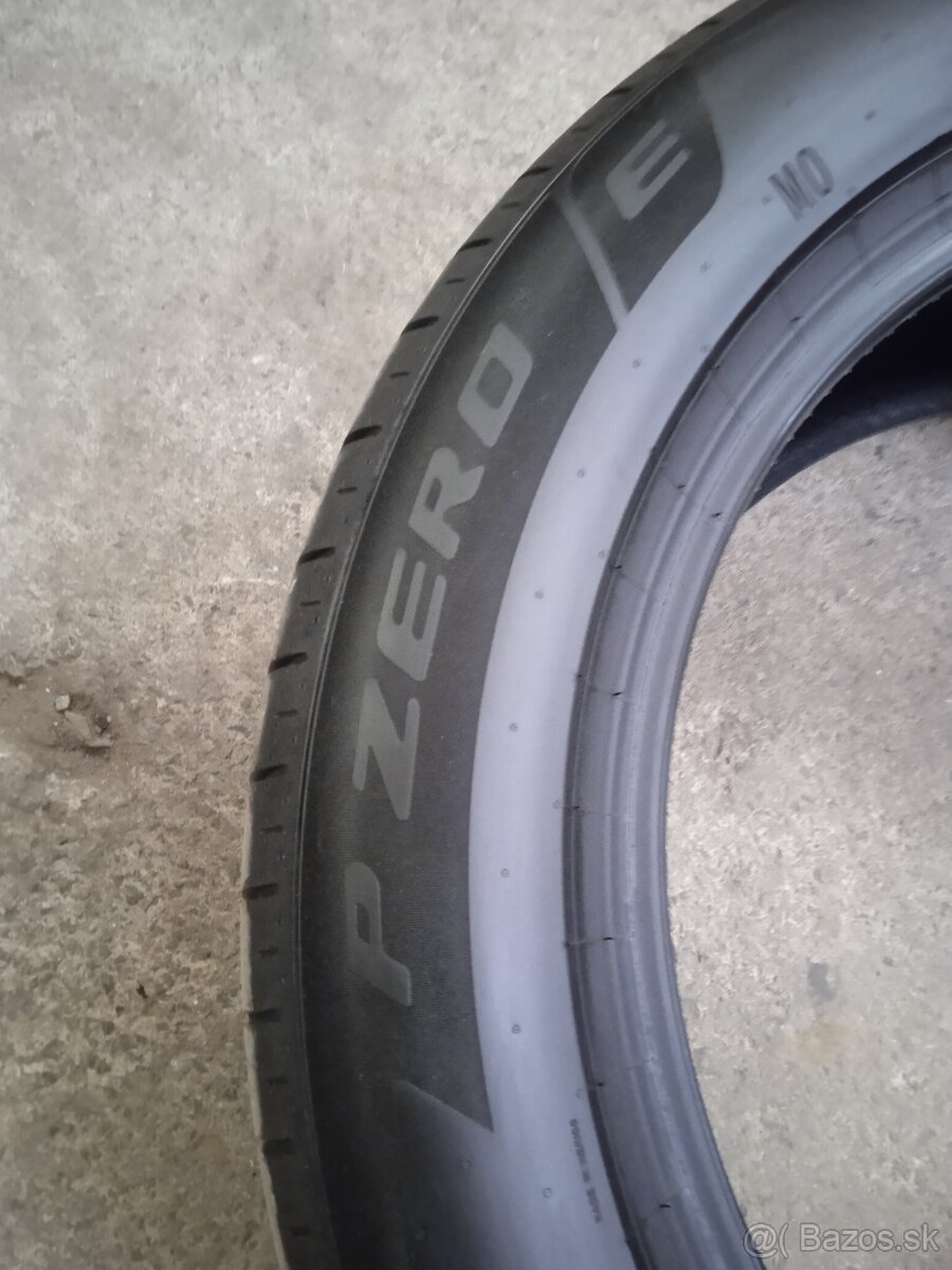 275/50 R20 NOVE PIRELLI 4KS - 5