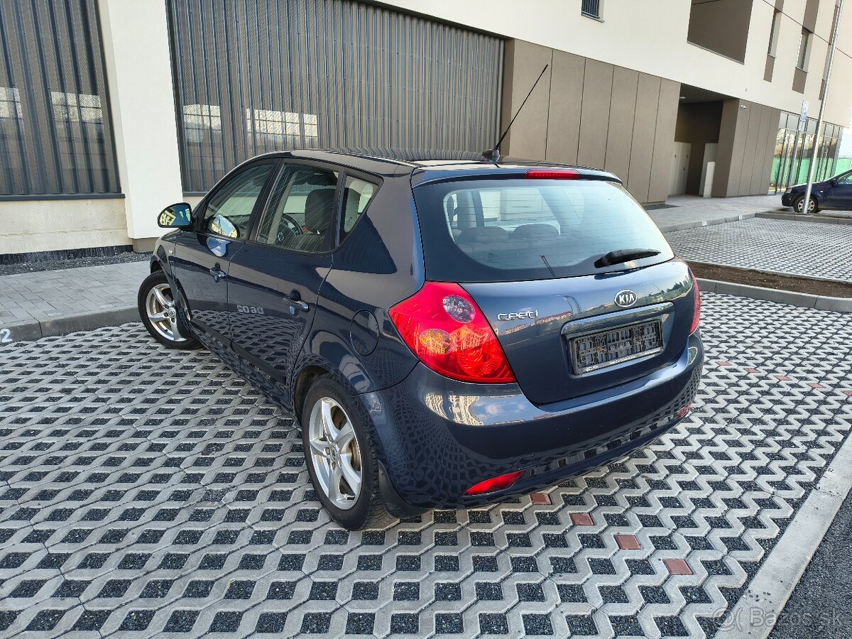 Kia Ceed 1.4 benzín 77kw - 5