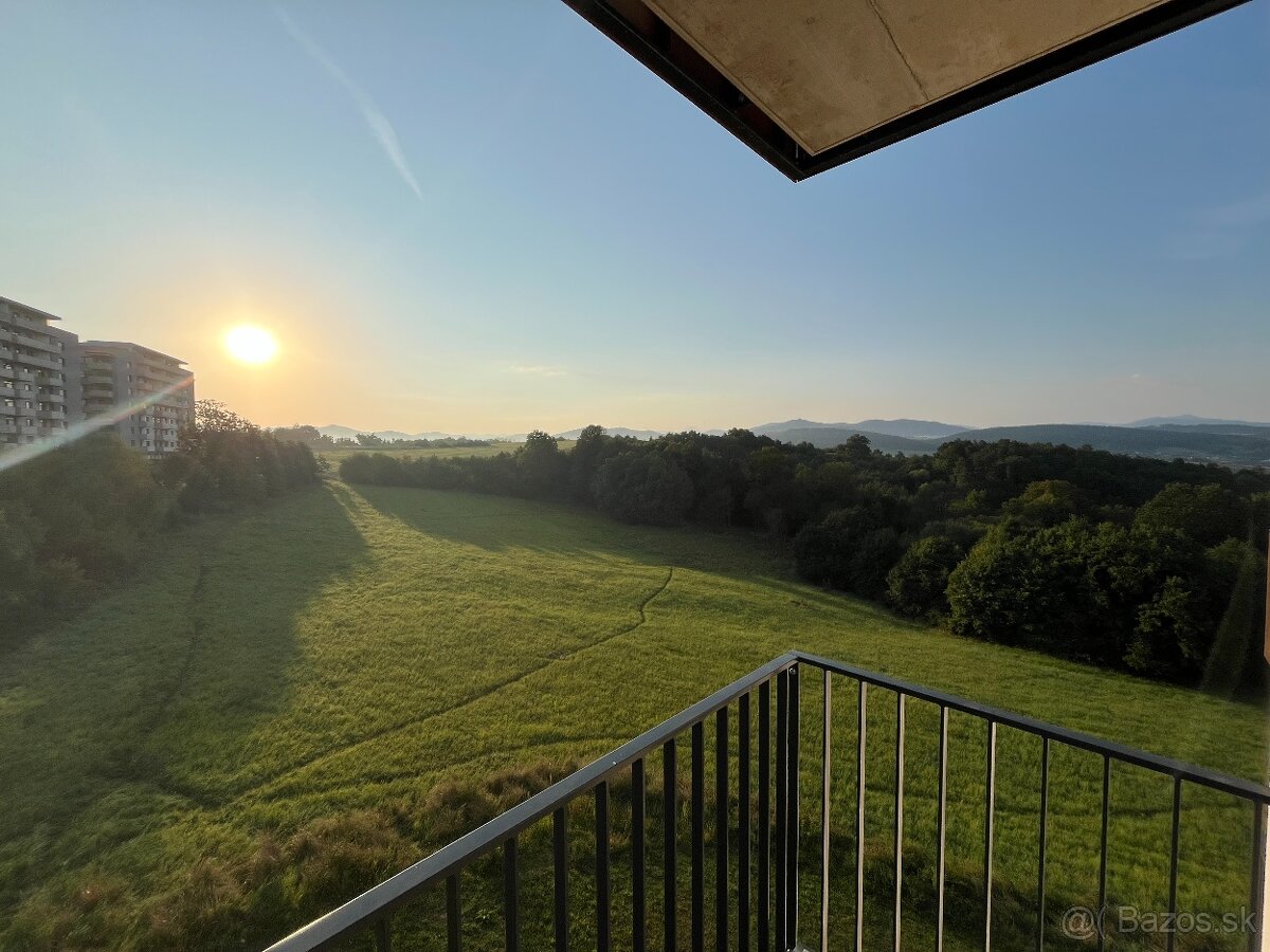 Moderný 2-izbový byt s veľkým balkónom, výhľadom a možnosťou - 5
