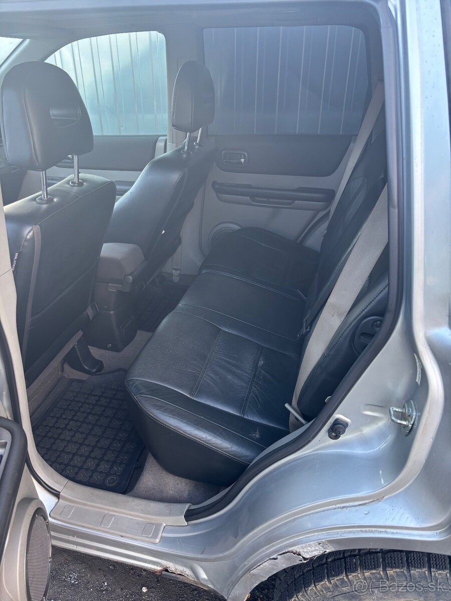 Nissan x-trail - 5