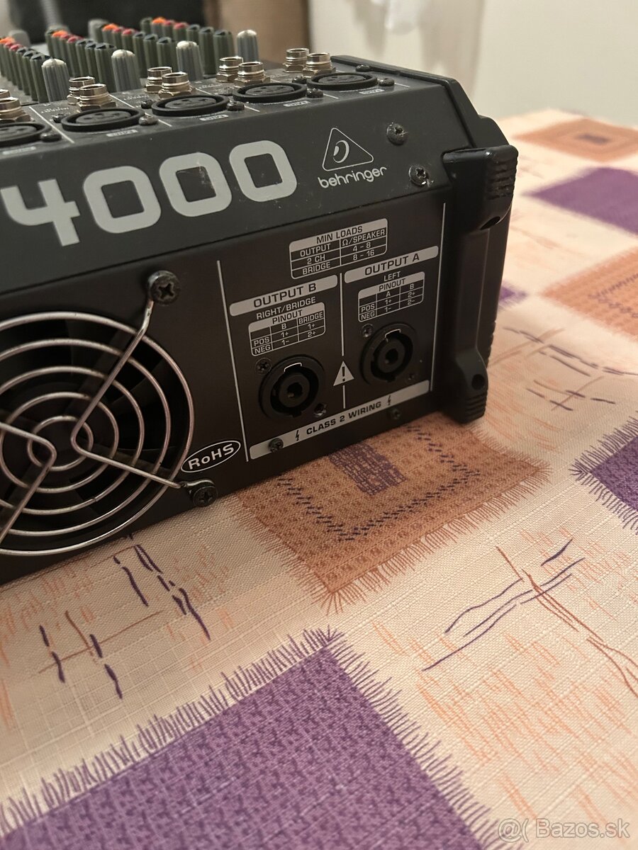 Power mix BEHRINGER PM4000 - 5