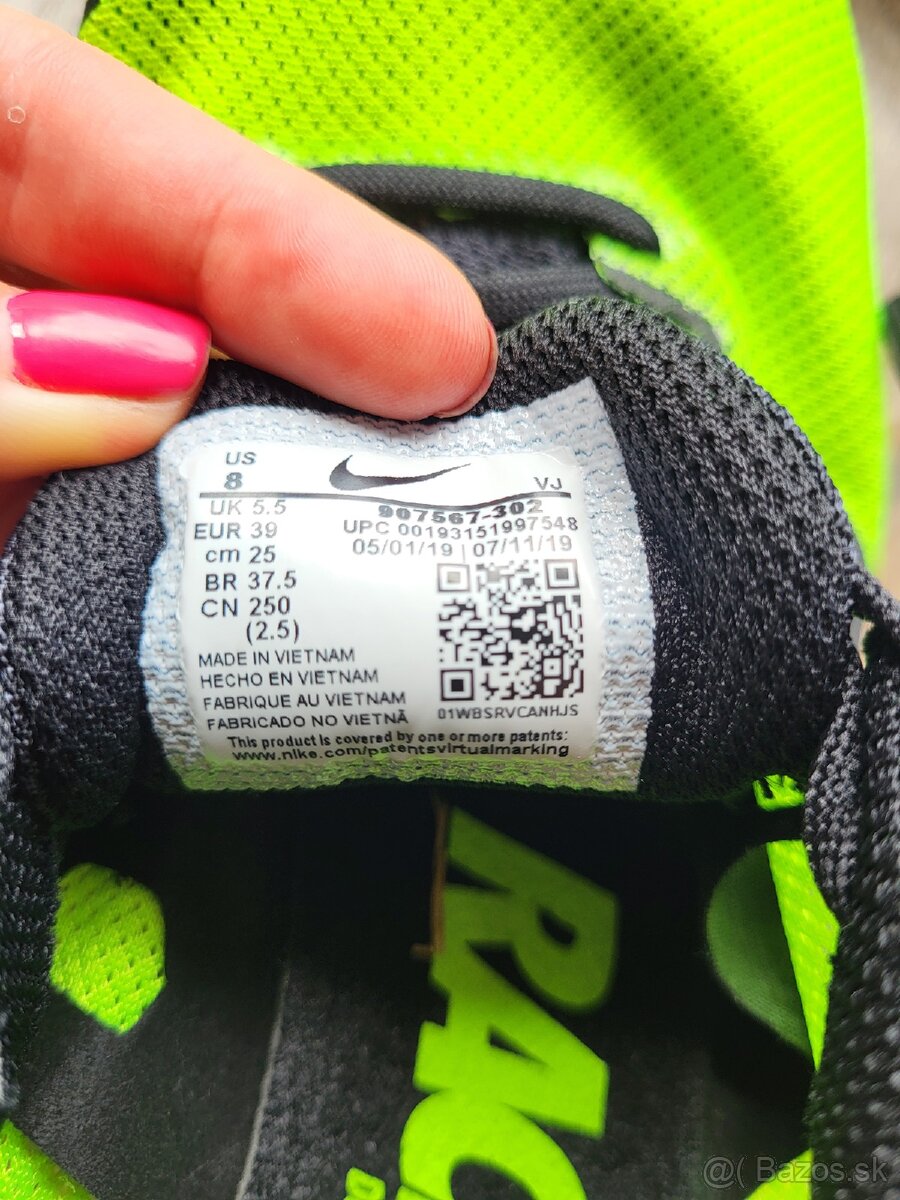 Tretry Nike ZOOM RIVAL D 10 - 5