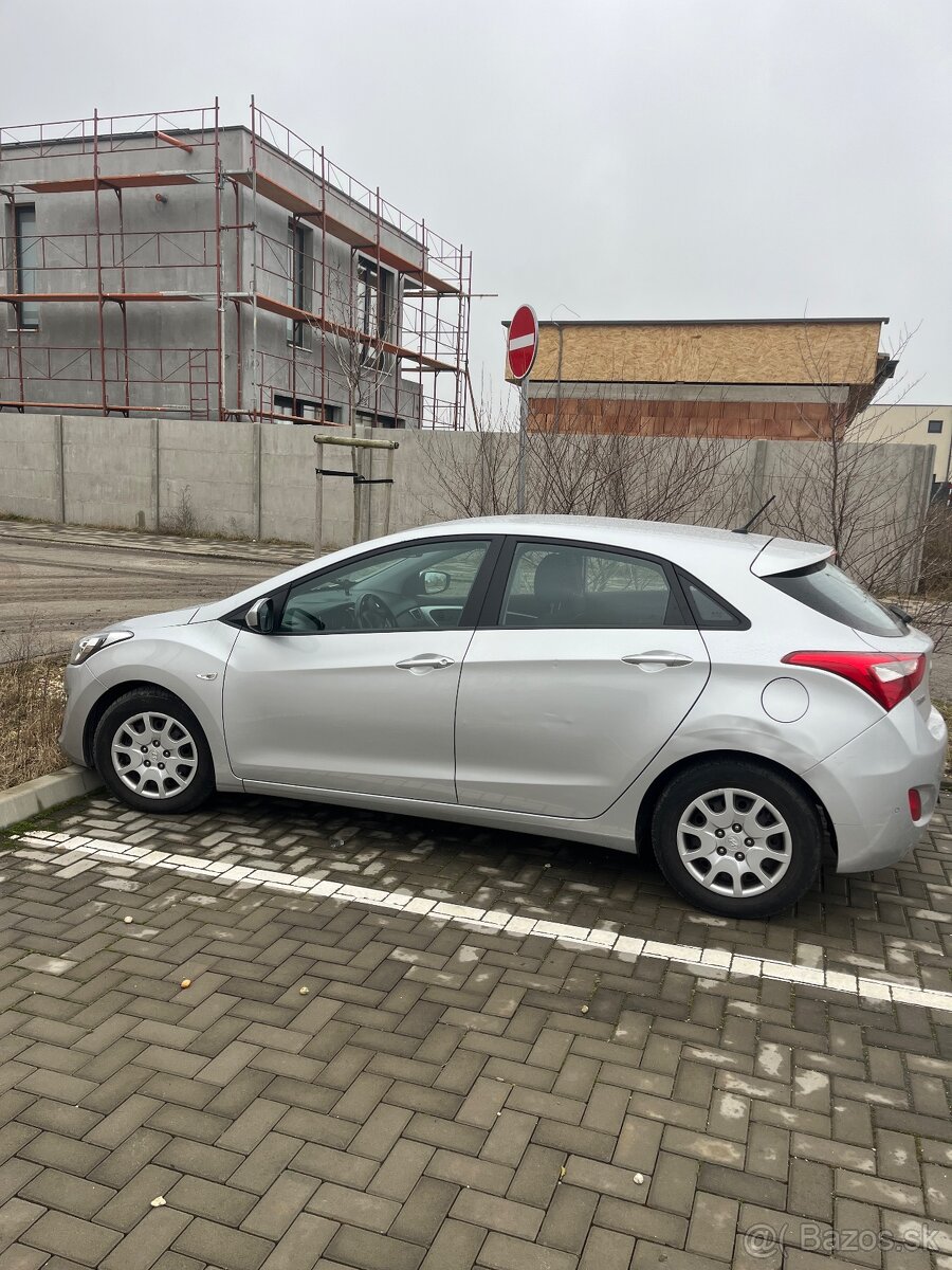 Hyundai i30 1.4 benzin - 5