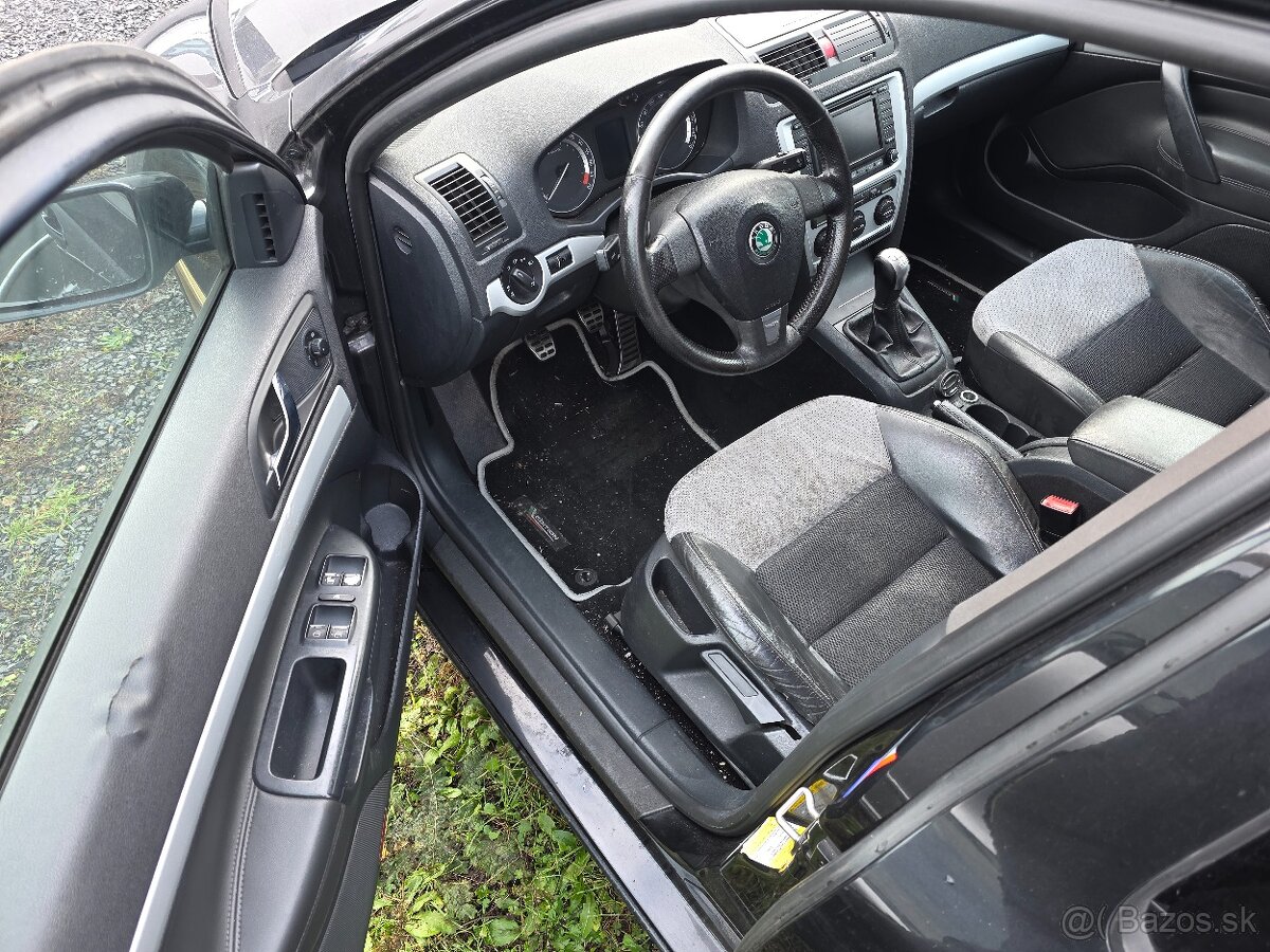 ŠKODA OCTAVIA II VRS - 5