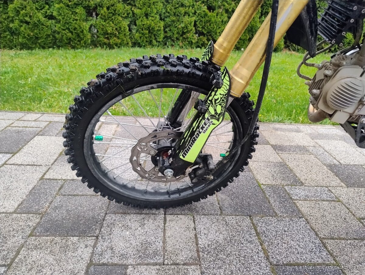 Pitbike 140 cm3 17/14