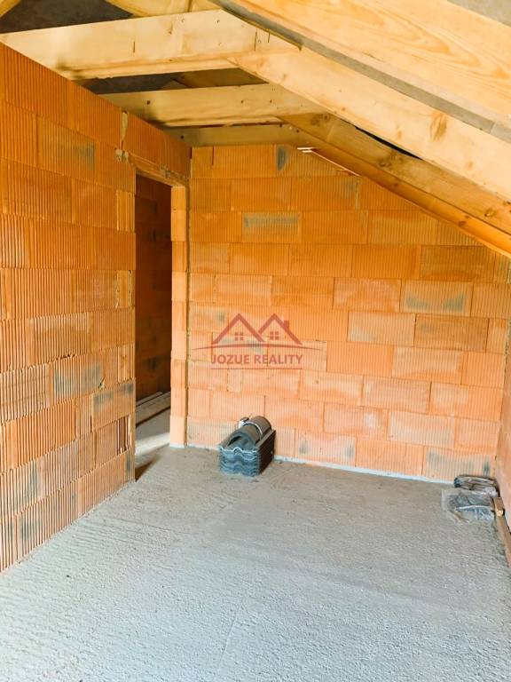 UZAVRETÁ HRUBÁ STAVBA, KOŠICKÁ NOVÁ VES - GEDER - 5