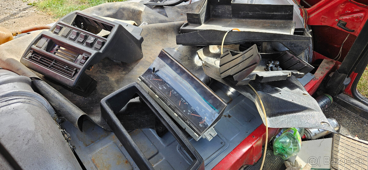 Lada Niva 1,7 - kolesá - diely - 5