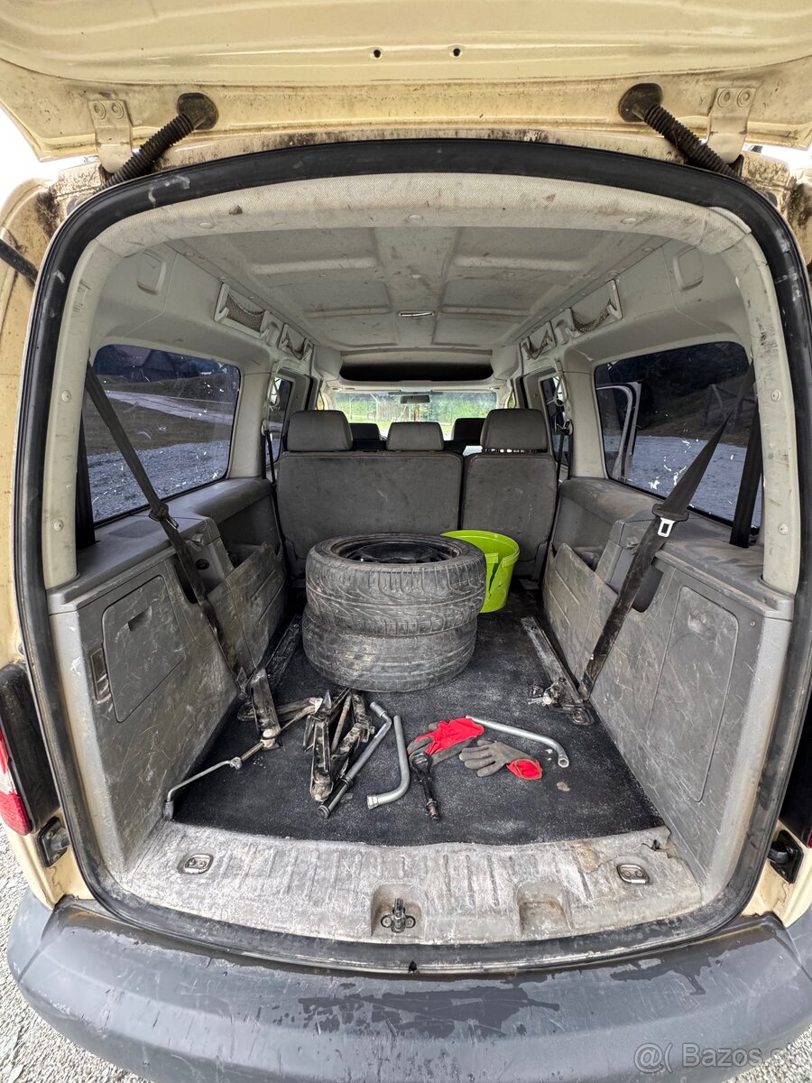 Diely na Volkswagen caddy Maxi - 5